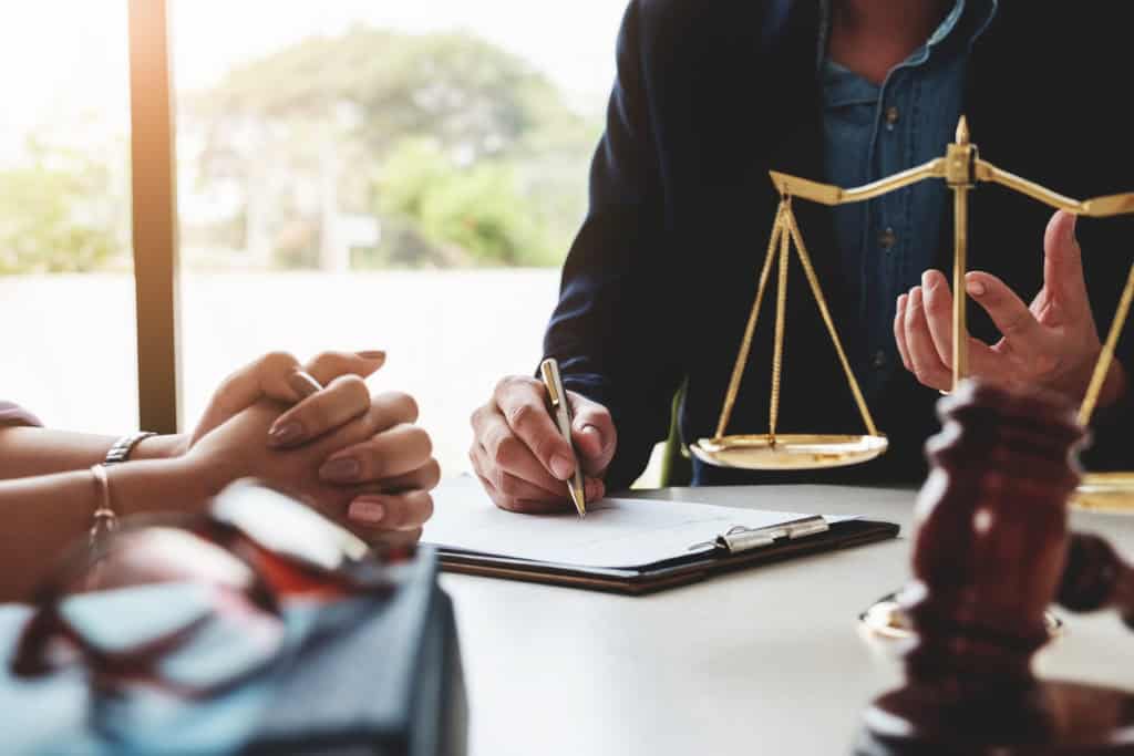 Court Applications vs. Mediation: A Less Stressful Path with EH Mediation Morecambe